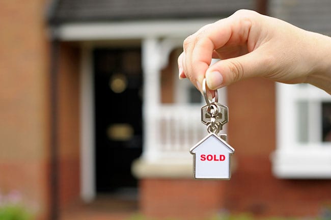 Can Someone Besides a Real Estate Lawyer Handle Your Closing?